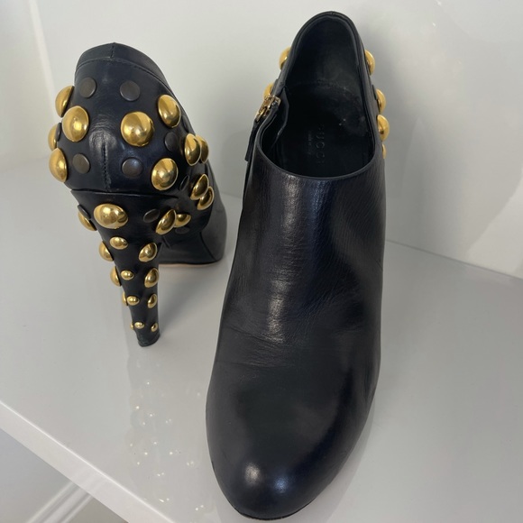 Gucci Leather Ankle Boots with gold metal design - Picture 8 of 11